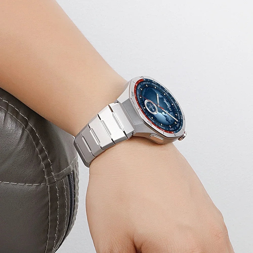 No Gaps Luxury Titanium Strap for Huawei Watch GT 5 Pro Metal Bracelet for Huawei Watch GT5 Pro Specialized Men's Style Strap