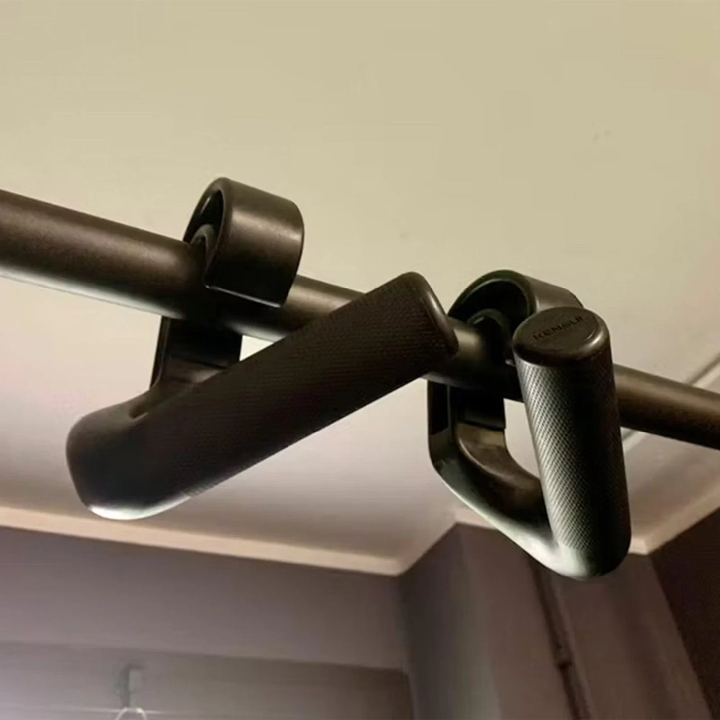 2 Pcs Hook Fitness Handle Multi-functional Exercise Suspension Grip Pull Down Machine Attachment Non Slip for Gym Strength Train